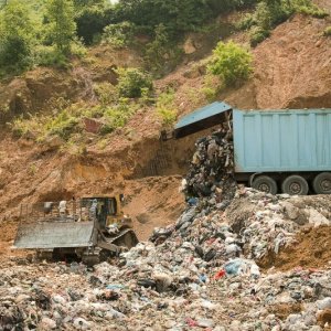 Polluting Paradise: la discarica di Camburnu, cittadina turca scenario del documentario sull'inquinamento diretto da Fatih Akin