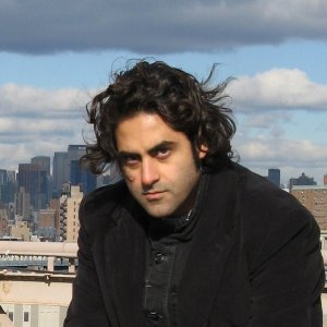 A Respectable Family: il regista del film Massoud Bakhshi in una foto promozionale