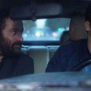 Alyah: Pio Marmaï e Cédric Kahn in una scena del film