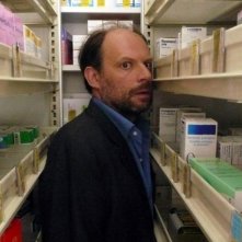 Granny's Funeral: il protagonista del film Denis Podalydès in una scena