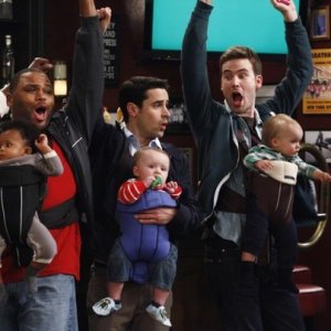 Jesse Bradford, Zach Cregger e Anthony Anderson in una scena di Guys with Kids