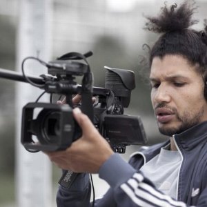 Rengaine: il regista del film Rachid Djaïdani sul set