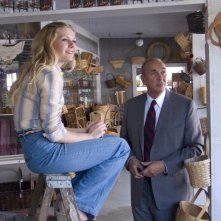 Love&Secrets: Frank Langella in una scena del film insieme a Kirsten Dunst
