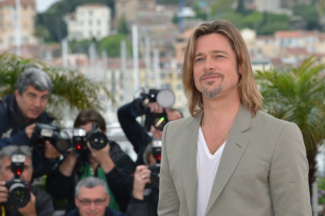 Brad Pitt Si Offre Ai Fotografi Di Cannes Al Photocall Di Killing Them Softly 241643