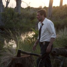 Le paludi della morte: Jeffrey Dean Morgan sul luogo del delitto in una scena del film