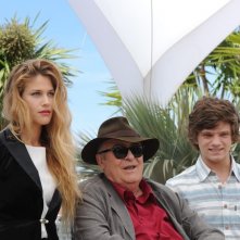 Bernardo Bertolucci a Cannes con i giovani interpreti di Io e te Tea Falco e Jacopo Olmo Antinori