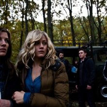 Chernobyl Diaries: Devin Kelley e Olivia Dudley in una scena del film