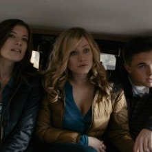 Chernobyl Diaries: Devin Kelley, Olivia Dudley e Jesse McCartney in una scena del film