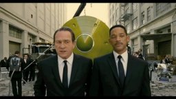 Clip 'Spegnete quell'accidenti di cellulare' - Men in Black 3