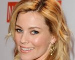 Elizabeth Banks uccide i colleghi