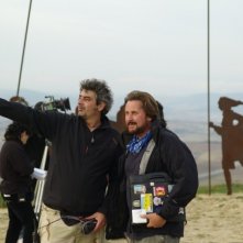 Il cammino per Santiago: il regista e interprete Emilio Estevez sul set del film