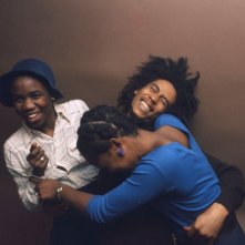 Marley: Bob Marley con le figlie Sharon e Diana in un momento del documentario sulla sua breve ma intensa vita