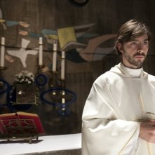 Qualche nuvola: Michele Riondino in una scena del film