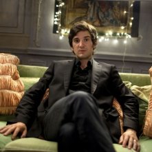 L'amore dura tre anni: Gaspard Proust in una scena del film