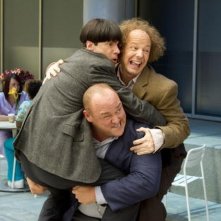 I tre marmittoni: i burloni Sean Hayes, Will Sasso e Chris Diamantopoulos in una scena