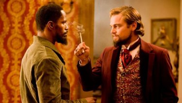 Faccia a fiaccia tra un feroce Leonardo DiCaprio e Jamie Foxx in Django Unchained