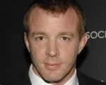 Guy Ritchie sbarca nell'isola del tesoro