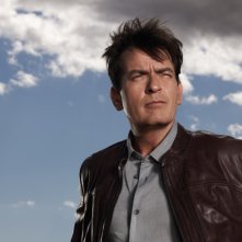 Anger Management: Charlie Sheen in una foto promozionale della serie