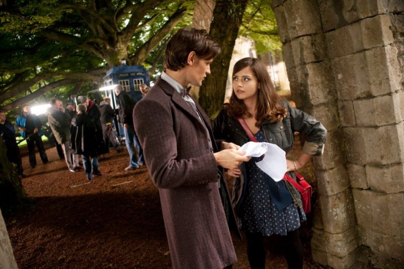 Doctor Who Una Nuova Foto Di Matt Smith E Jenna Louise Coleman Sul Set Della Stagione 7 243041