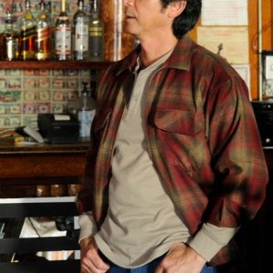 Longmire: Lou Diamond Phillips nel pilot della serie