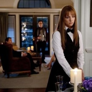 Revenge: Emily VanCamp in una scena nell'episodio Legacy
