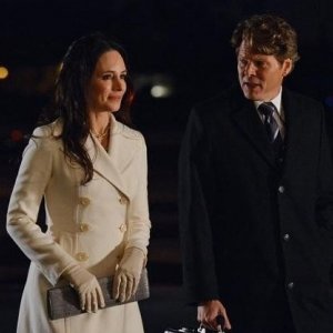 Revenge: Madeleine Stowe e Michael Reilly Burke nell'episodio Reckoning
