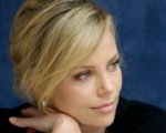 Charlize Theron e i delitti in luna di miele