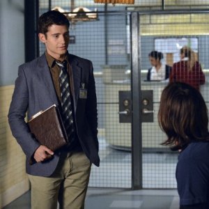 Pretty Little Liars: Julian Morris nell'episodio Blood Is the New Black