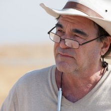 Le belve: il regista Oliver Stone sul set del film