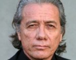 Due pistole per Edward James Olmos e Bill Paxton