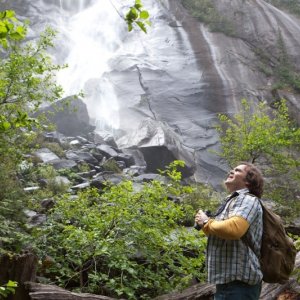 Un anno da leoni: Jack Black in una scena del film ammira le meraviglie della natura