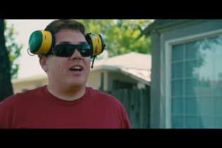 Red Band Trailer - The Babymakers