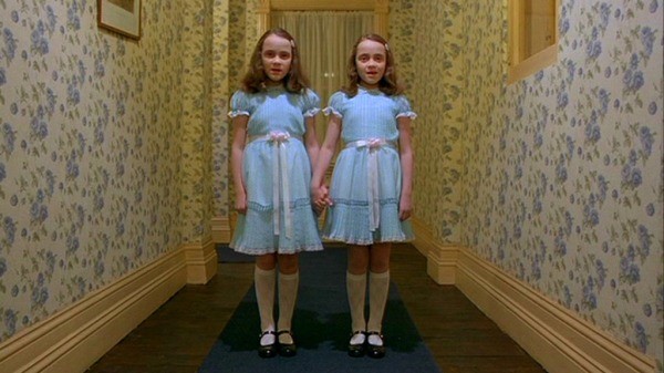 Shining: la terrificante apparizione delle gemelle Grady