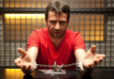 The Following: James Purefoy in una scena della serie