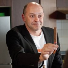 Cercasi amore per la fine del mondo: Rob Corddry in una scena
