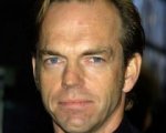 Hugo Weaving sulla via del mistero