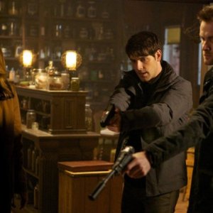 Grimm: Bree Turner, David Giuntoli e Neil Hopkins nell'episodio Cat and Mouse