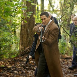 Grimm: Sasha Roiz in un momento dell'episodio Organ Grinder