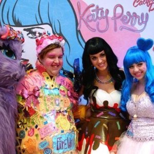 Katy Perry: Part of Me - Katy in buffa compagnia