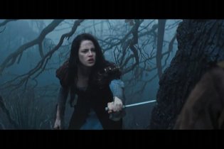 Video-recensione Biancaneve e il cacciatore