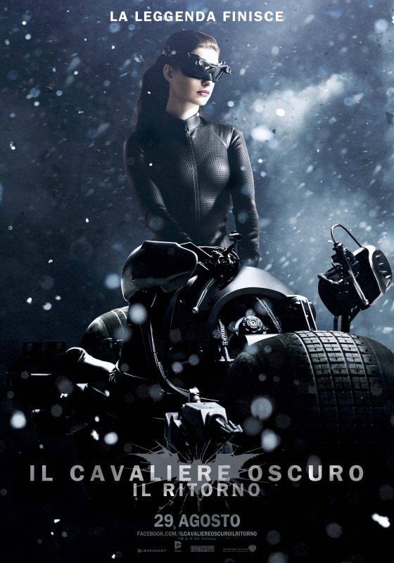 Il Cavaliere Oscuro Il Ritorno Il Character Poster Italiano Per Catwoman 244751