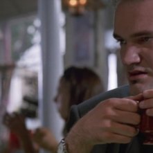 Quentin Tarantino è Mr. Brown in una scena de Le Iene