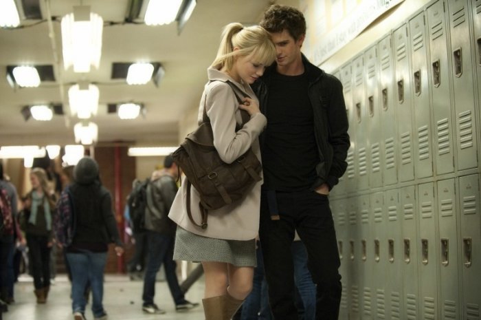 Emma Stone: 'Andrew Garfield ha mentito anche con me sul suo ritorno in Spider-Man: No Way Home'
