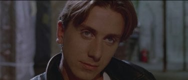 Tim Roth nei panni di Mr. Orange in una scena de Le Iene