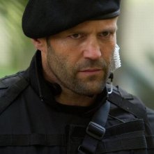 I mercenari 2 : Jason Statham è Lee Christmas in una scena del film