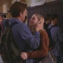 Joshua Jackson e Meredith Monroe in Essere o non Essere (1) della serie Dawson's Creek