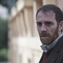 Gli equilibristi: Valerio Mastandrea in un momento del film