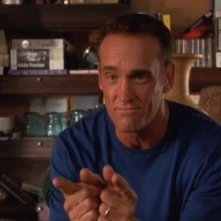 John Wesley Shipp nell'episodio La confraternita della serie Dawson's Creek