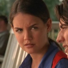 Katie Holmes in una scena dell'episodio Un aiuto per Pacey della serie Dawson's Creek