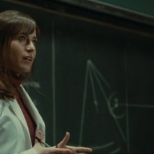 Marta Etura in una scena del film Eva